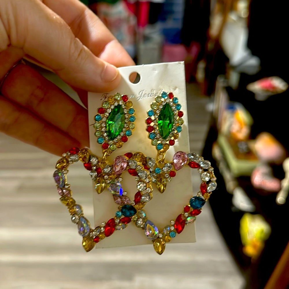 Multi Color Heart Dangle earrings New